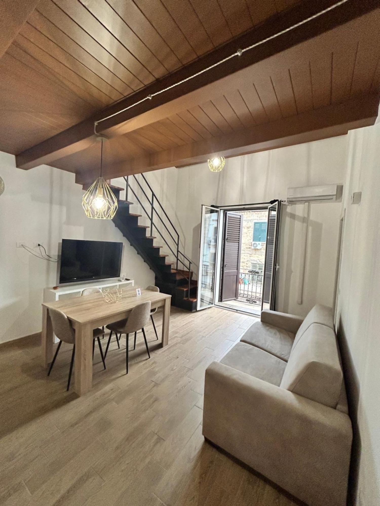 Ballaro Suite Apartment パレルモ 部屋 写真